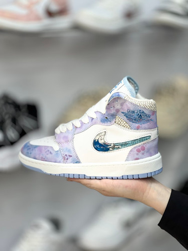 دراگون سفید بنفش سایز۳۷_۳۸_۳۹_۴۰